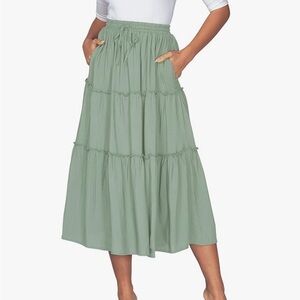 Sage Elastic Tiered Skirt